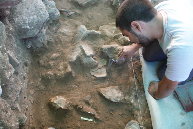 Proceso de exhumación de una cerámica