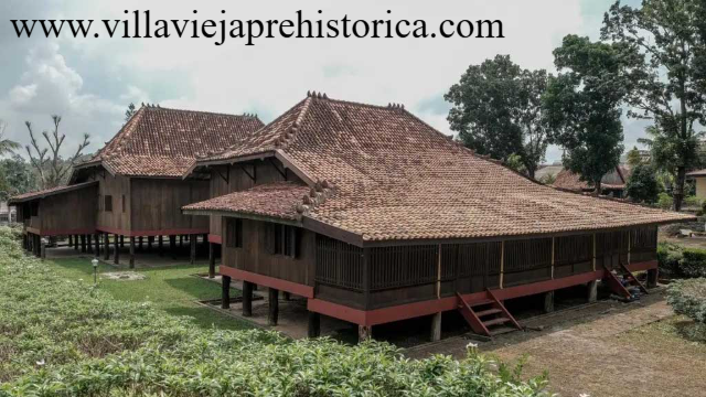 Rumah Limas Pusaka Budaya yang Terlestarikan dari Sumatera